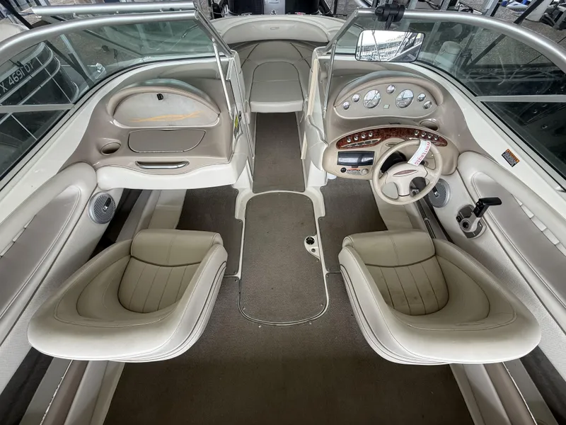 Slide: The Image of Maxum 2100 Sr2 1999 - 15