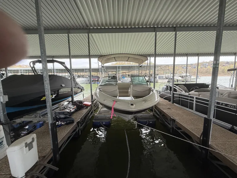 Slide: The Image of Maxum 2100 Sr2 1999 - 5