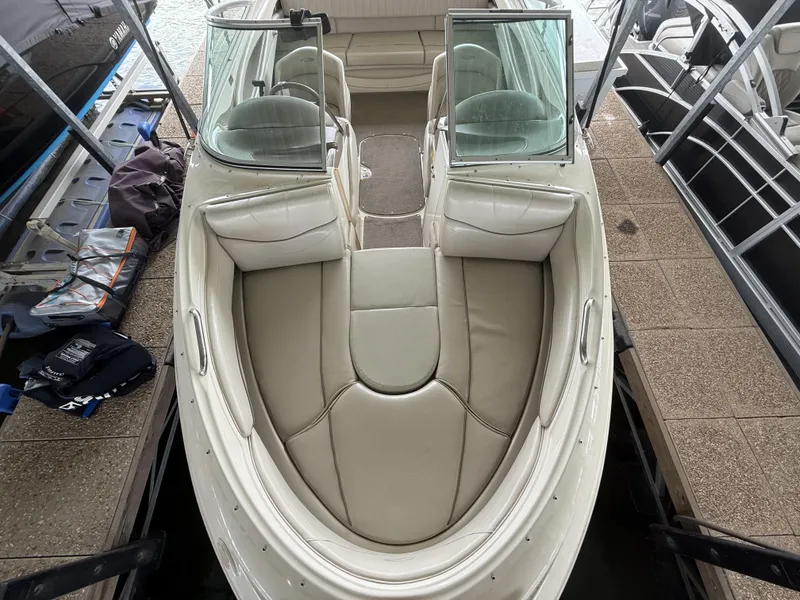 Slide: The Image of Maxum 2100 Sr2 1999 - 6