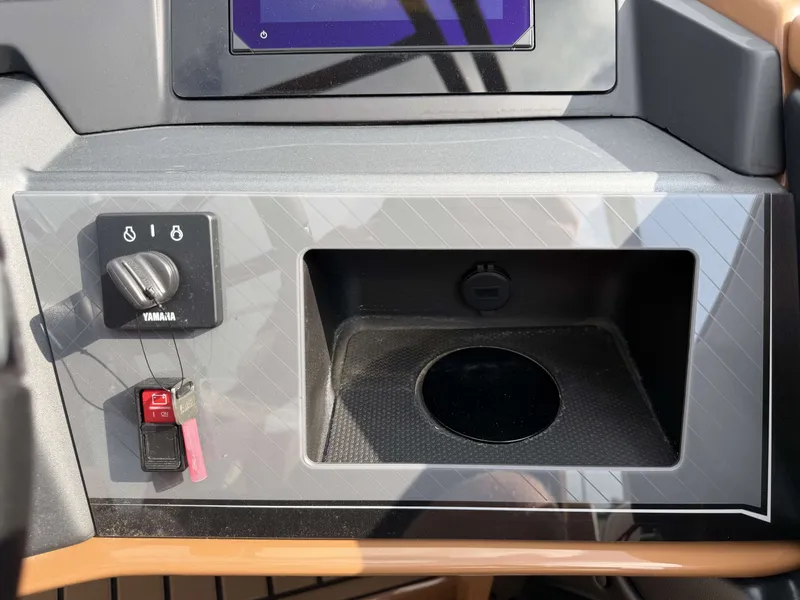 Slide: The Image of Avalon QLS25 EXCALIBUR 2026 - 26