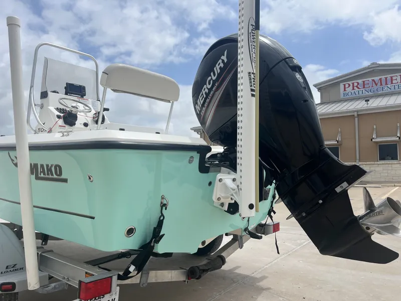 Slide: The Image of Mako cpx19 2016 - 9