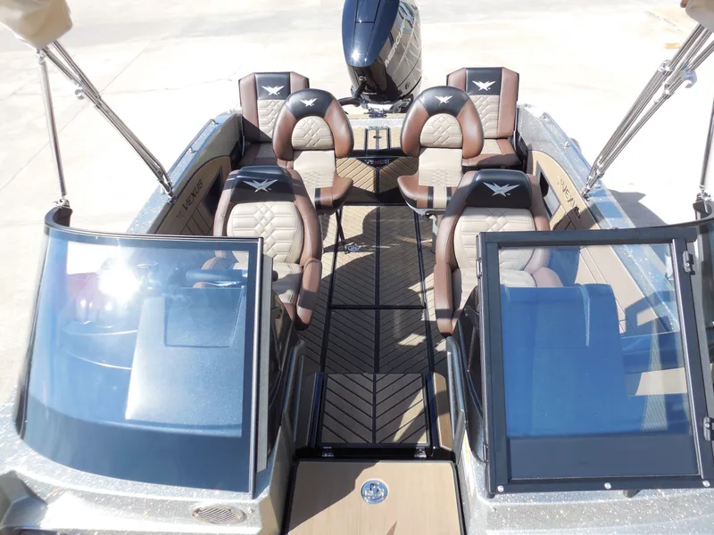 Slide: The Image of Vexus DVX22S 2026 - 11