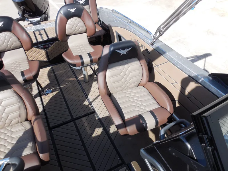 Slide: The Image of Vexus DVX22S 2026 - 12