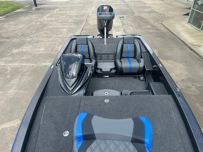 Slide: The Image of Caymas CX 201 PRO 2027 - 14