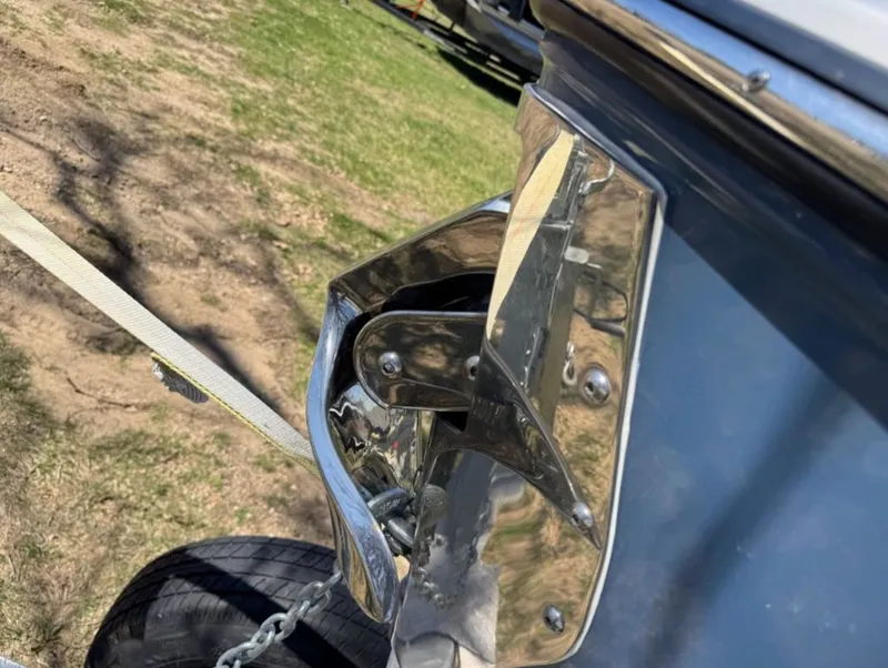 Slide: The Image of Close-up of a 2025 Monterey Elite 27 OB boat anchor. - 8