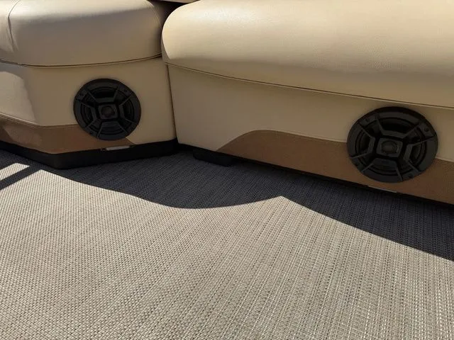 Slide: The Image of Landau 2500 SIGNATURE 2019 - 12