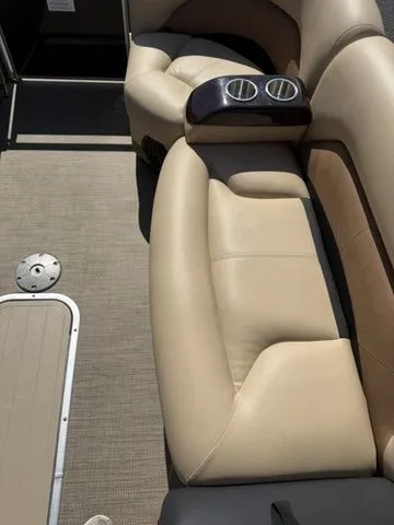 Slide: The Image of Landau 2500 SIGNATURE 2019 - 9