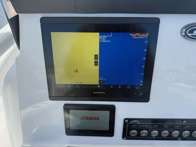 Slide: The Image of Sea Fox 248 Commander 2023 - 18