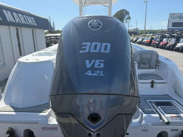 Slide: The Image of Sea Fox 248 Commander 2023 - 22