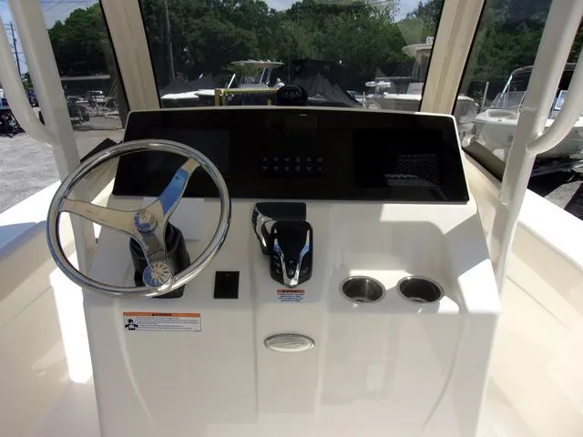 Slide: The Image of Scout 220 XSF 2026 - 6