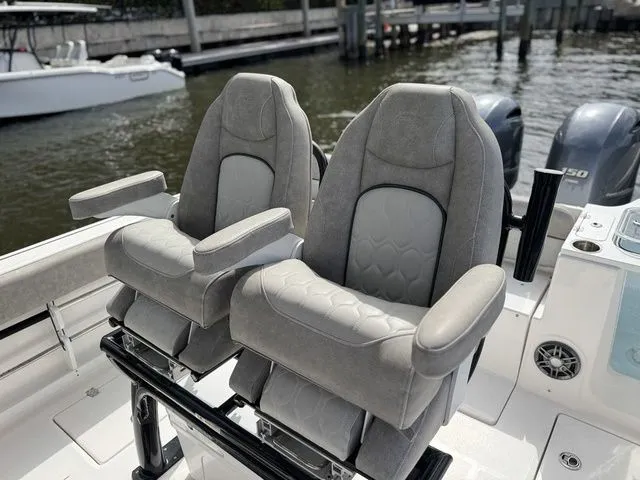 Slide: The Image of Sea Fox 268 Commander 2023 - 4