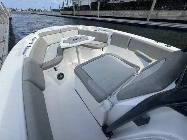 Slide: The Image of Sea Fox 268 Commander 2023 - 5