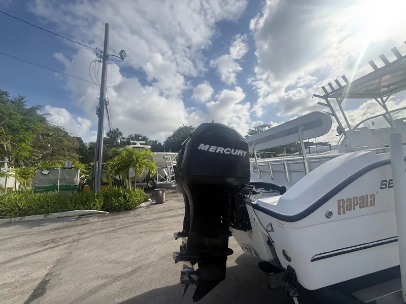 Slide: The Image of 2007 Sea Boss 255 WA boat with Mercury outboard motor. - 2
