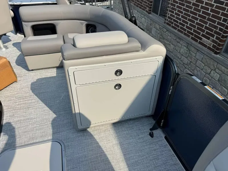 Slide: The Image of Premier 250 Sunsation Angler 6PT 2026 - 21