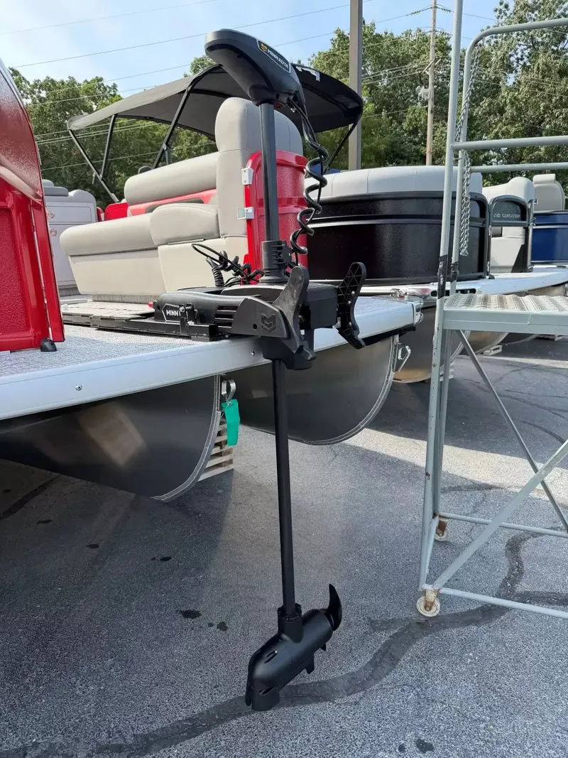 Slide: The Image of Premier 250 Sunsation Angler 2 PT 2027 - 17
