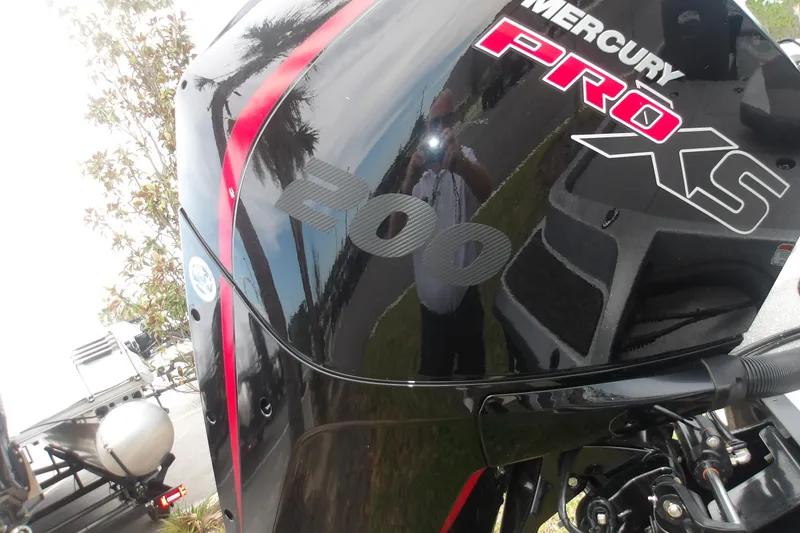 Slide: The Image of 2026 Nitro Z19 XL with Mercury Pro XS 200 engine, close-up view. - 8
