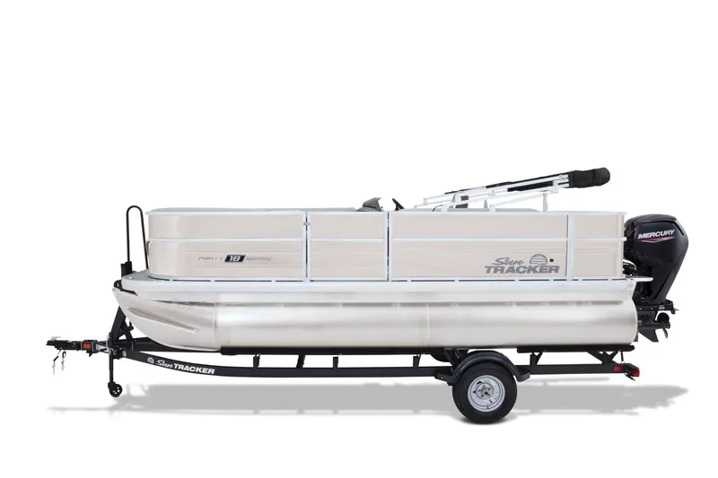 Slide: The Image of Sun Tracker Party Barge 18 DLX 2026 - 24