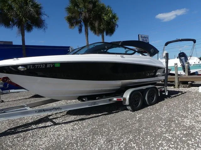 The Image of Regal 2000 ES 2019 - 1