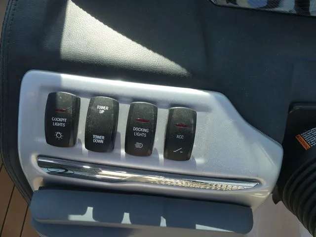 Slide: The Image of Regal 2000 ES 2019 - 15