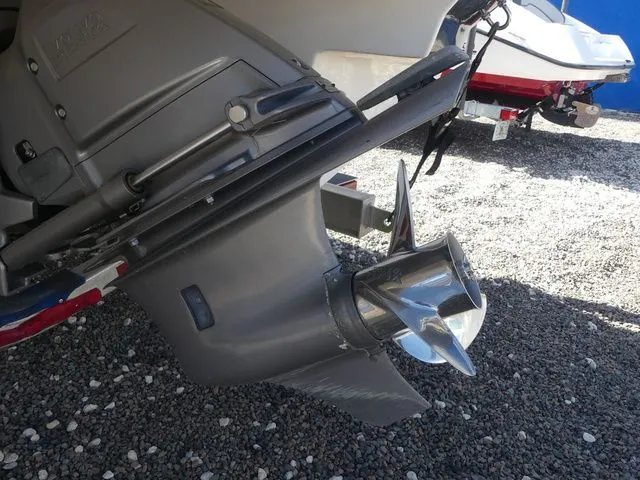 Slide: The Image of Regal 2000 ES 2019 - 24