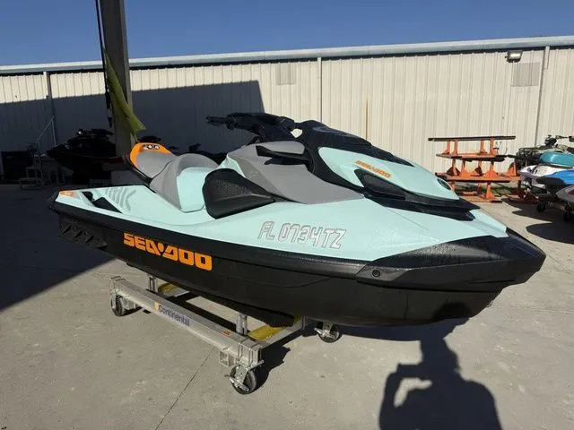 The Image of Sea-Doo Wake 170 2024 - 1