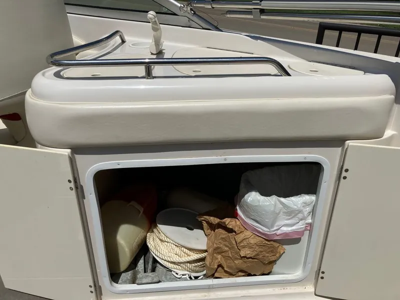 Slide: The Image of Monterey 253 Deck Boat 2005 - 10