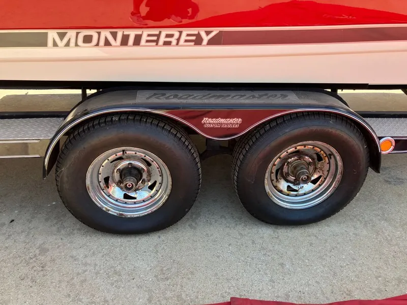 Slide: The Image of Monterey 253 Deck Boat 2005 - 12