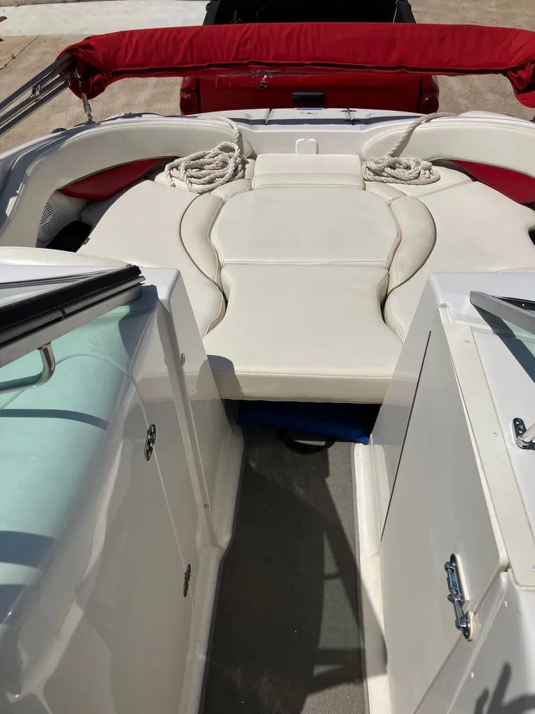 Slide: The Image of Monterey 253 Deck Boat 2005 - 5