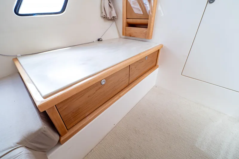 Slide: The Image of Intrepid 475 Sport Yacht 2018 - 145