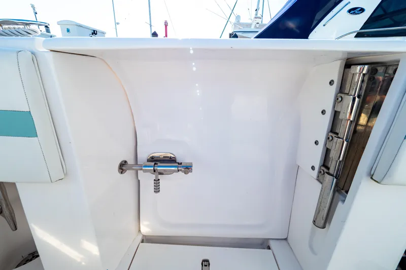 Slide: The Image of 2018 Intrepid 475 Sport Yacht, white interior detail with stainless steel fixtures. - 39
