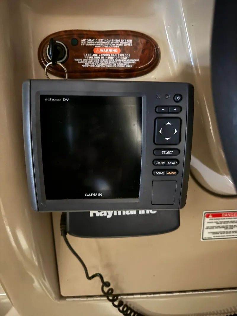 Slide: The Image of Garmin GPS/Depth Sounder - 13