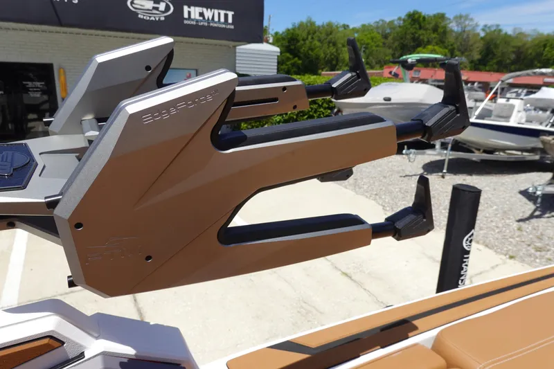 Slide: The Image of Close-up of 2026 Malibu Wakesetter 21 LX boat accessory, featuring EdgeForce technology. - 35