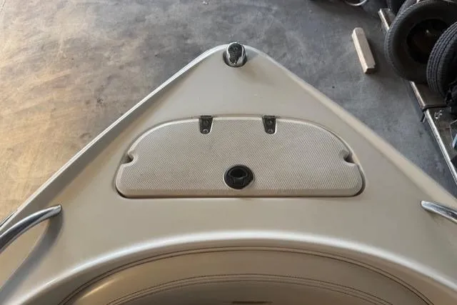 Slide: The Image of Bow of 2002 Chaparral 216 SSi boat with storage compartment and cleat. - 5