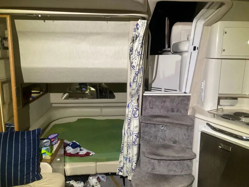 Slide: The Image of Sea Ray Sundancer 370 1996 - 11