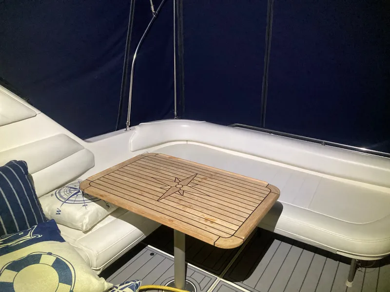 Slide: The Image of Sea Ray Sundancer 370 1996 - 15