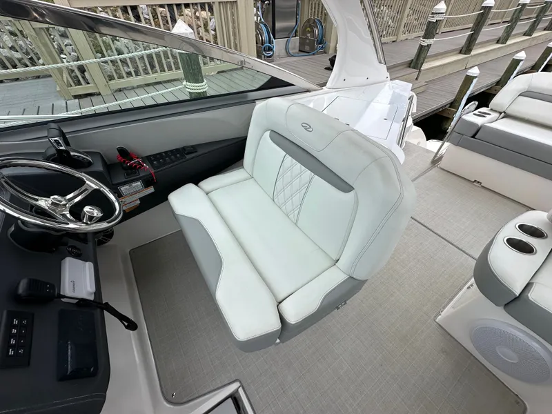 Slide: The Image of Regal 33 XO 2023 - 10