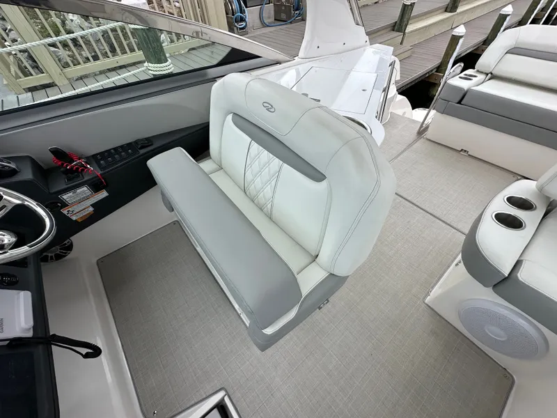 Slide: The Image of Regal 33 XO 2023 - 11