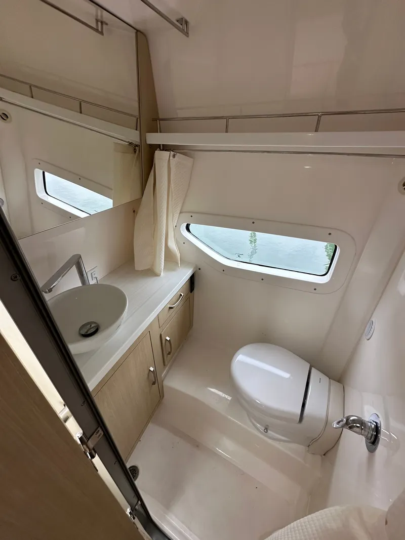 Slide: The Image of Regal 33 XO 2023 - 24