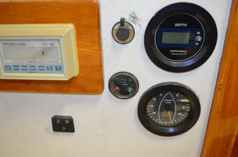 Slide: The Image of Dashboard of a 1963 Hinckley Bermuda 40 sailboat. - 23