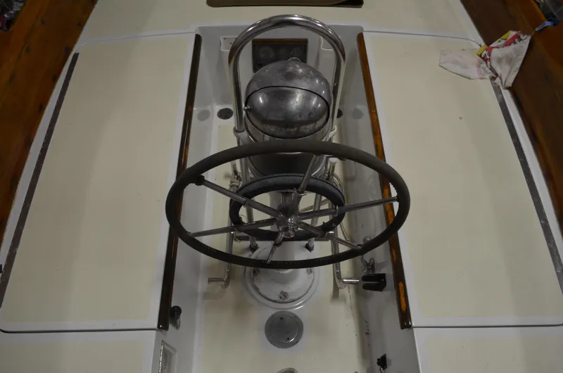 Slide: The Image of Steering wheel of a 1963 Hinckley Bermuda 40 yacht. - 35