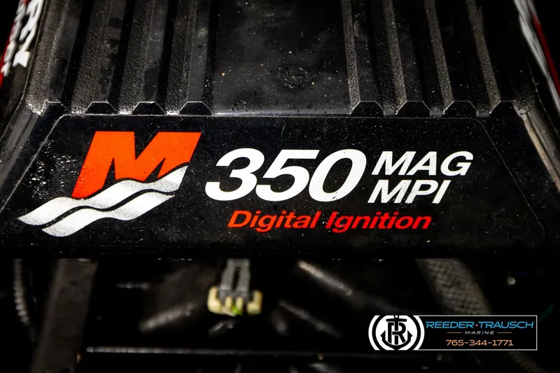 Slide: The Image of 2001 Crownline 225 BR engine with 350 MAG MPI digital ignition label. - 21