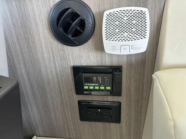 Slide: The Image of Regal 38 Grande Coupe 2021 - 61