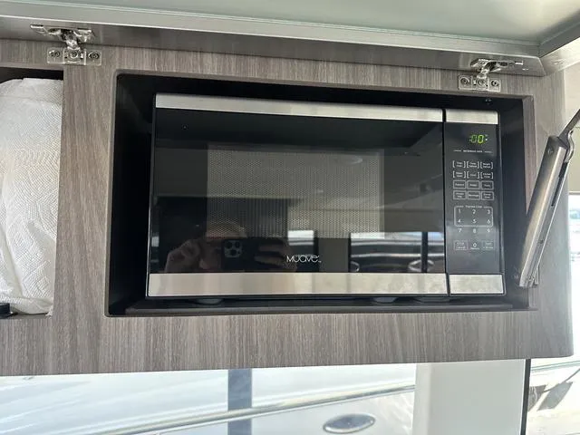 Slide: The Image of Regal 38 Grande Coupe 2021 - 68