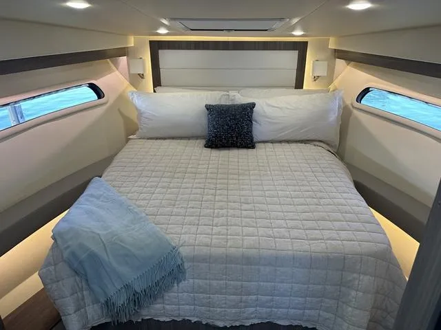 Slide: The Image of Regal 38 Grande Coupe 2021 - 78