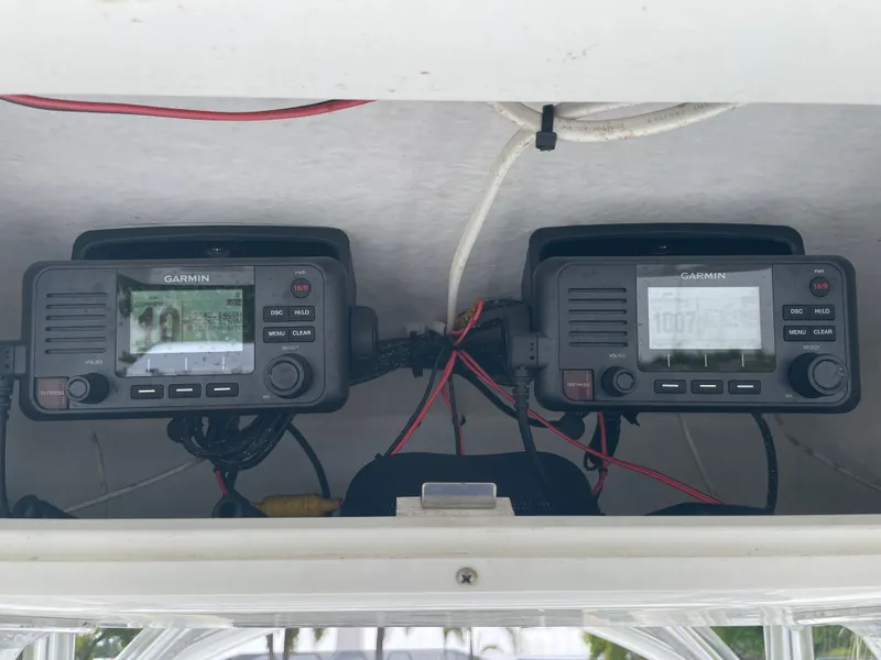 Slide: The Image of Parker Marine 25 Special Edition 2022 - 63