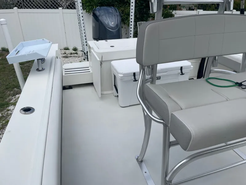 Slide: The Image of Parker Marine 25 Special Edition 2022 - 68