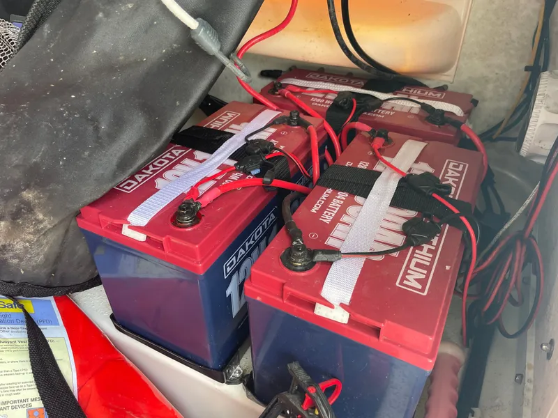 Slide: The Image of Parker Marine 25 Special Edition 2022 - 87