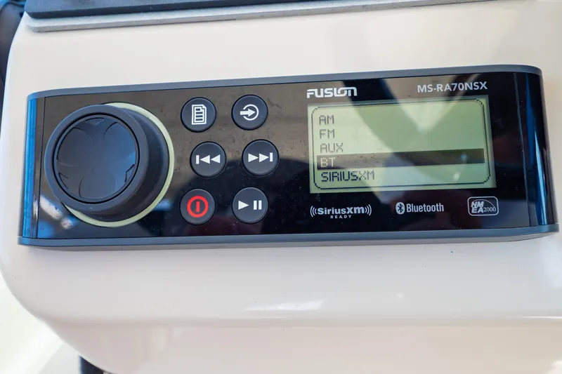 Slide: The Image of Fusion MS-RA70NSX stereo system on 2019 Boston Whaler 270 Vantage boat. - 75