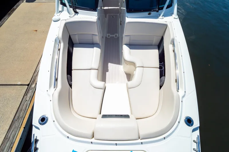 Slide: The Image of 2019 Boston Whaler 270 Vantage boat with spacious seating and sleek design. - 82