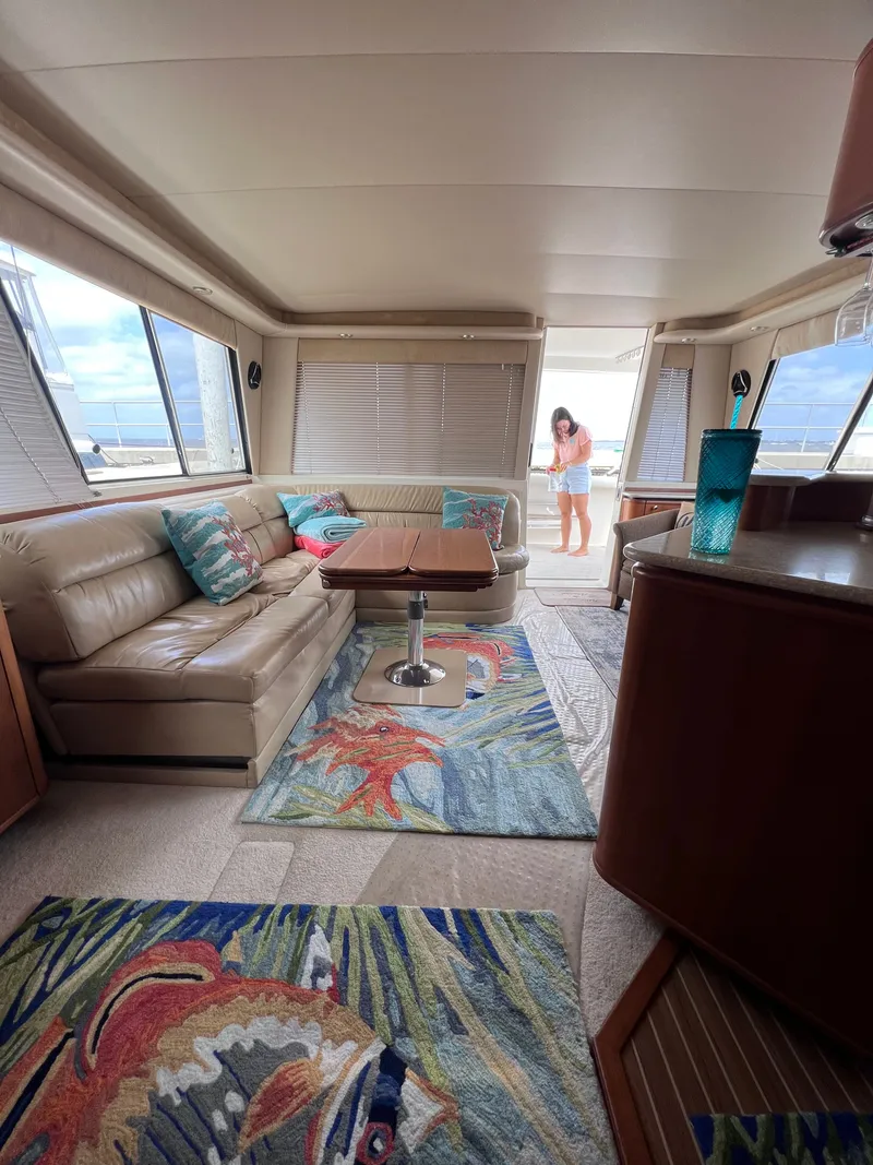 Slide: The Image of Meridian 490 Pilothouse 2004 - 50